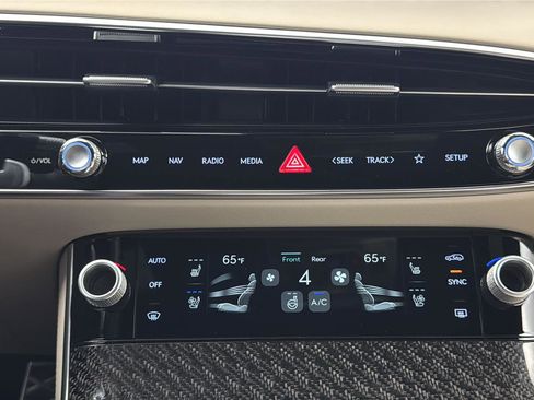 New 2026 Genesis GV70 3.5T Sport Prestige AWD/4WD image 18
