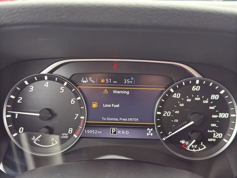 Certified 2023 Nissan Frontier SV w/ SV Premium Package image 18