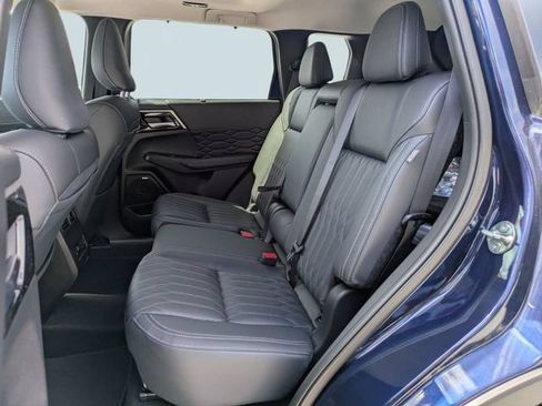New 2026 Mitsubishi Outlander SEL FWD image 15