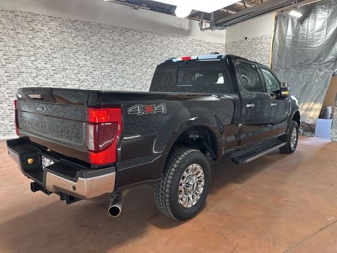 Used 2022 Ford F250 XLT w/ XLT Premium Package image 7