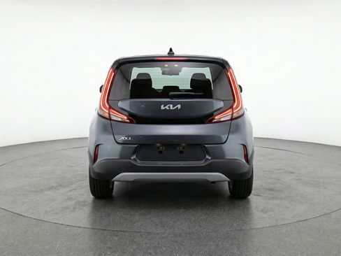 Used 2025 Kia Soul LX w/ LX Technology Package image 7