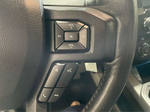 Used 2020 Ford F150 XLT w/ Equipment Group 302A Luxury AWD/4WD image 26
