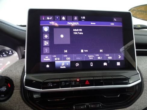 Certified 2023 Jeep Compass Latitude w/ Sun and Sound Group image 15