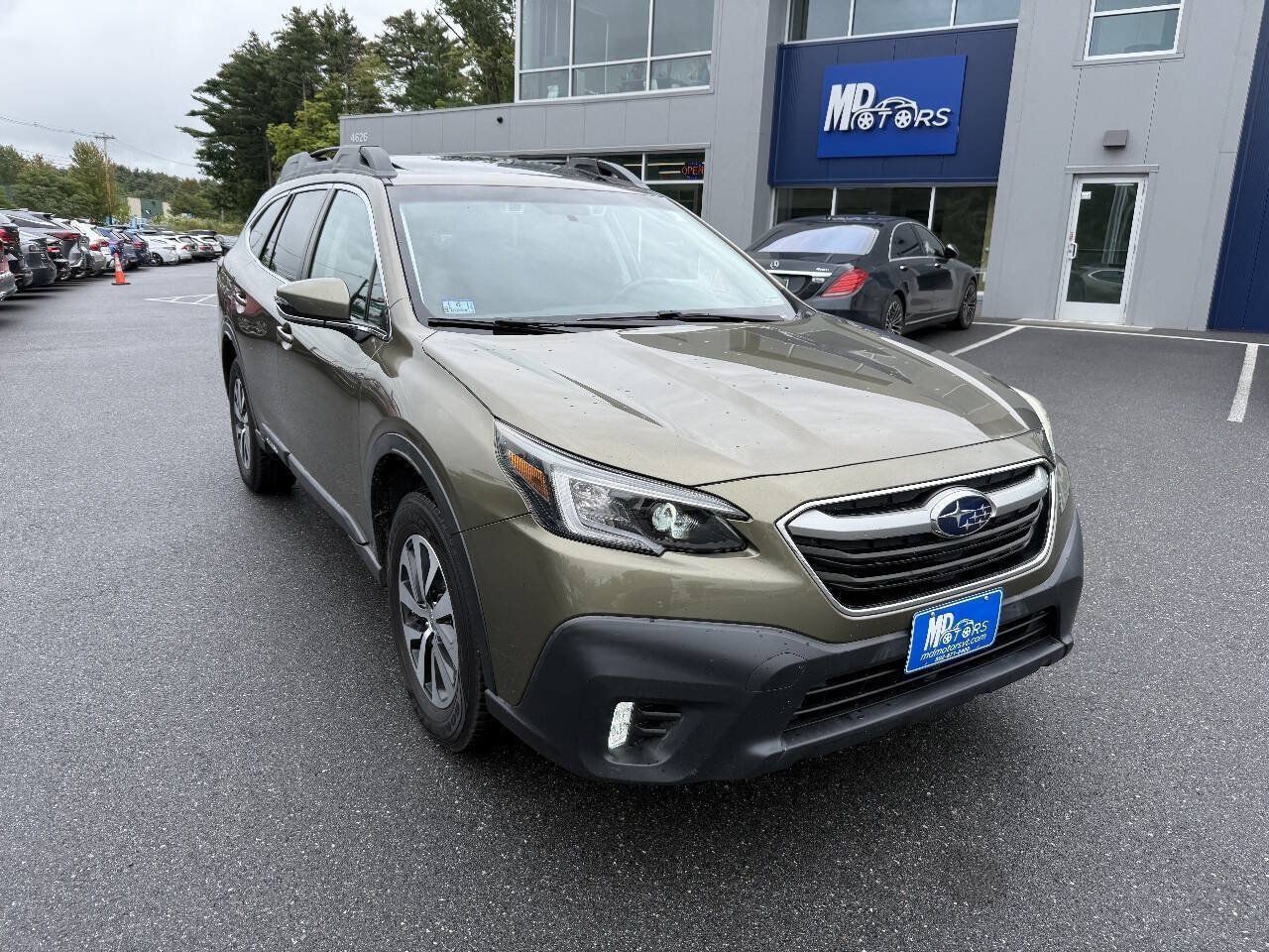 Used 2020 Subaru Outback Premium AWD/4WD image 5