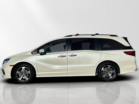 Used 2018 Honda Odyssey Touring image 3