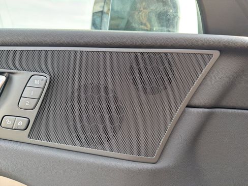 New 2026 Volvo XC60 B5 Core image 16