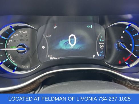 Used 2023 Chrysler Pacifica Limited image 12