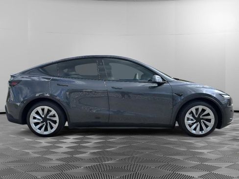 Used 2026 Tesla Model Y Long Range AWD/4WD image 6