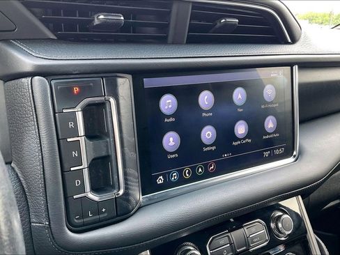 Used 2021 GMC Yukon XL Denali w/ LPO, Illumination Package AWD/4WD image 24