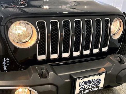 Used 2023 Jeep Wrangler Unlimited Sahara w/ Cold Weather Group AWD/4WD image 35