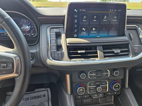 Used 2023 Chevrolet Tahoe LT w/ LT Signature Package AWD/4WD image 17