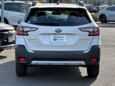 Used 2025 Subaru Outback Limited AWD/4WD image 5