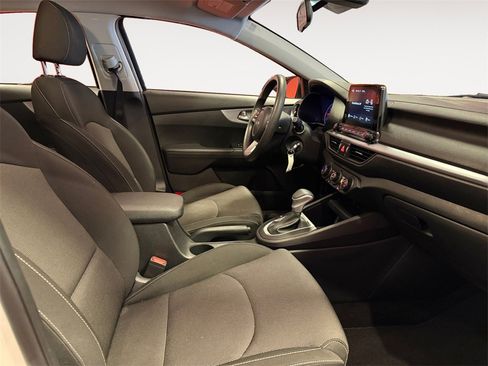 Used 2023 Kia Forte LXS image 15