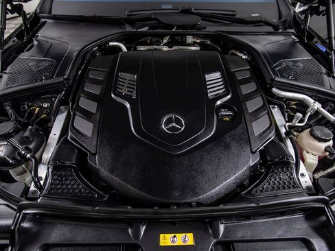 Used 2025 Mercedes-Benz S 580 4MATIC Sedan image 45