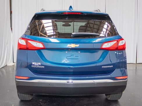 Used 2021 Chevrolet Equinox Premier FWD image 3