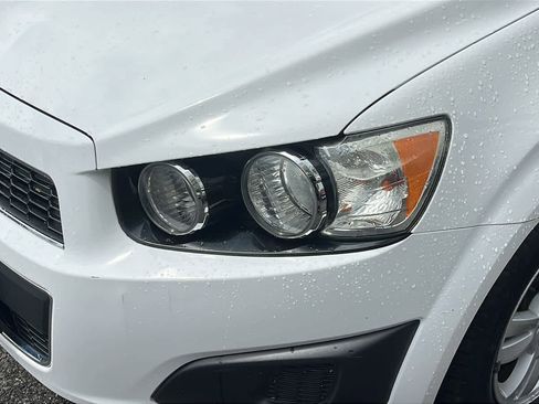Used 2015 Chevrolet Sonic LT FWD image 7