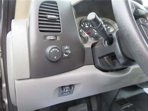 Used 2012 Chevrolet Silverado 2500 W/T image 9