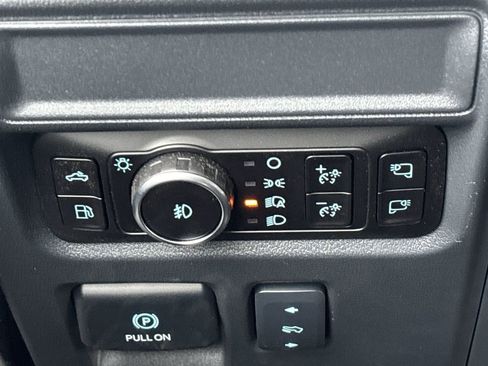 New 2025 Ford F150 Lariat w/ Equipment Group 502A High image 31