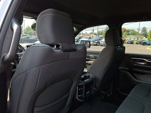 Used 2023 RAM 1500 Big Horn AWD/4WD image 20