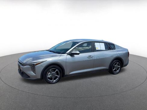 Used 2025 Kia K4 FWD image 6