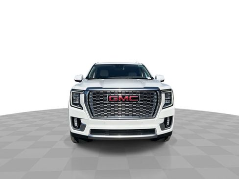 Used 2023 GMC Yukon XL Denali w/ Max Trailering Package image 4