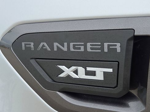 Used 2021 Ford Ranger XLT w/ Equipment Group 301A Mid AWD/4WD image 9
