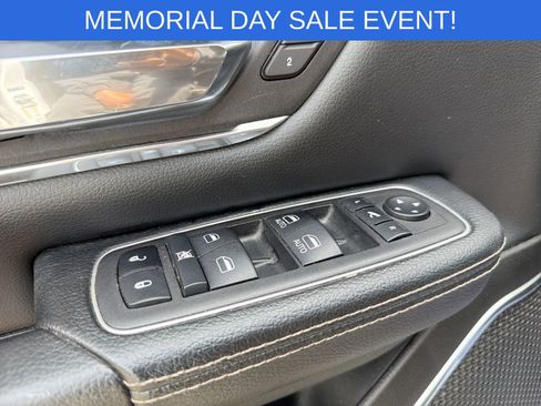 Used 2023 RAM 1500 Laramie AWD/4WD image 23