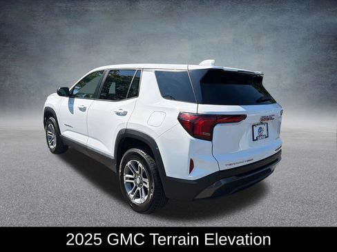 Used 2025 GMC Terrain Elevation AWD/4WD image 3