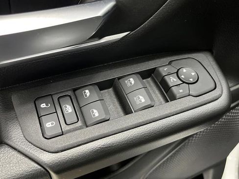 Used 2025 RAM 1500 Lone Star image 30