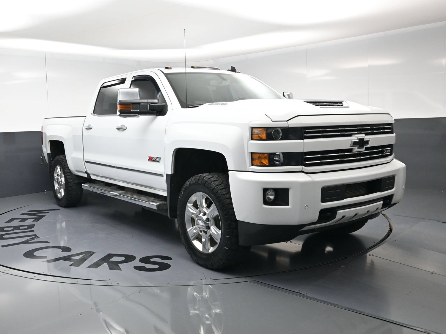 Used 2017 Chevrolet Silverado 2500 LTZ w/ Duramax Plus Package AWD/4WD image 2