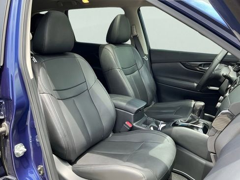 Used 2020 Nissan Rogue SL w/ Premium Package FWD image 17