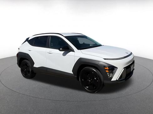 Used 2026 Hyundai Kona SEL Sport FWD image 2