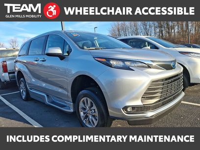 Used 2025 Toyota Sienna XLE