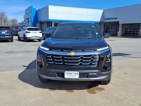 Used 2025 Chevrolet Equinox LT image 23