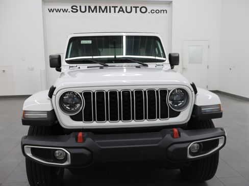 Used 2024 Jeep Wrangler Unlimited Sahara w/ Technology Group AWD/4WD image 20