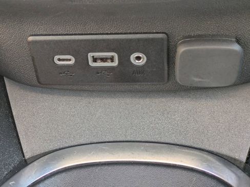 Used 2024 Chevrolet Malibu LT image 19