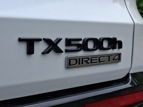 New 2026 Lexus TX 500h AWD image 17