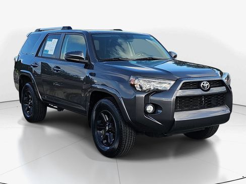 Used 2019 Toyota 4Runner SR5 RWD image 2