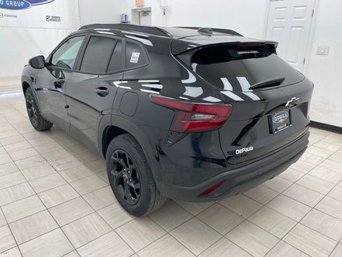 New 2026 Chevrolet Trax LT FWD image 17