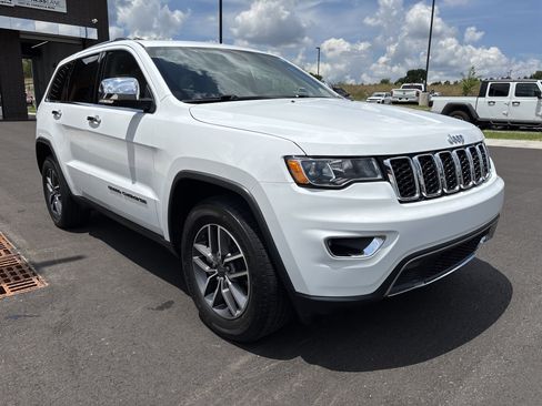 Used 2021 Jeep Grand Cherokee Limited RWD image 10