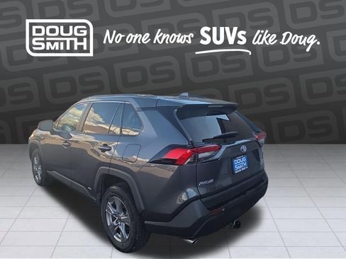 Used 2024 Toyota RAV4 XLE image 3