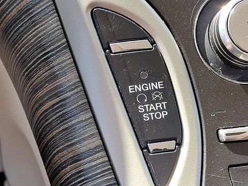 Used 2019 Lincoln Nautilus Black Label AWD/4WD image 15