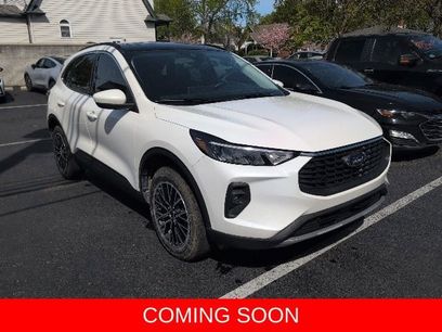 Used 2025 Ford Escape SE