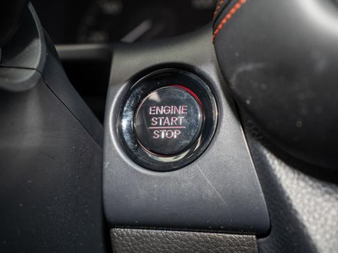 Certified 2023 Honda HR-V Sport image 31