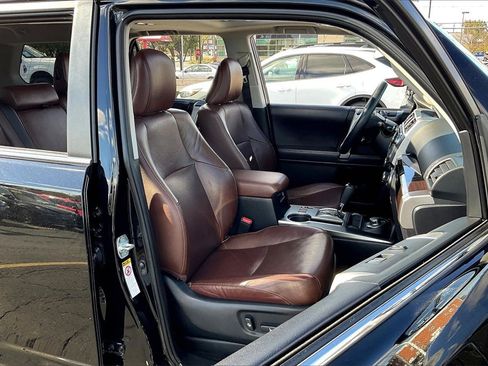 Used 2018 Toyota 4Runner Limited image 6