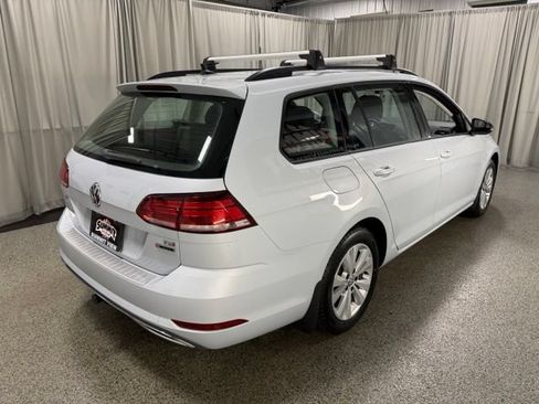 Used 2018 Volkswagen Golf S AWD/4WD image 4