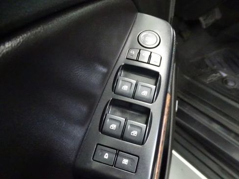 Certified 2018 Chevrolet Tahoe Premier AWD/4WD image 10