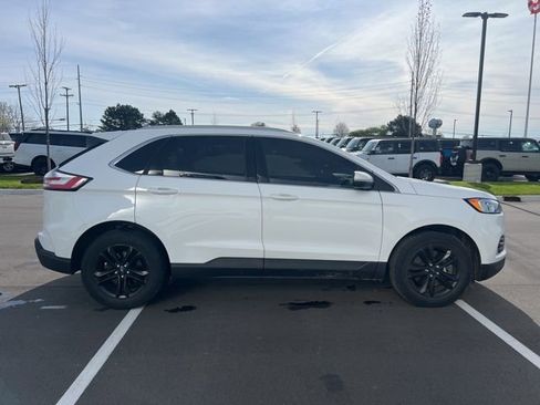 Used 2020 Ford Edge SEL w/ Convenience Package AWD/4WD image 4