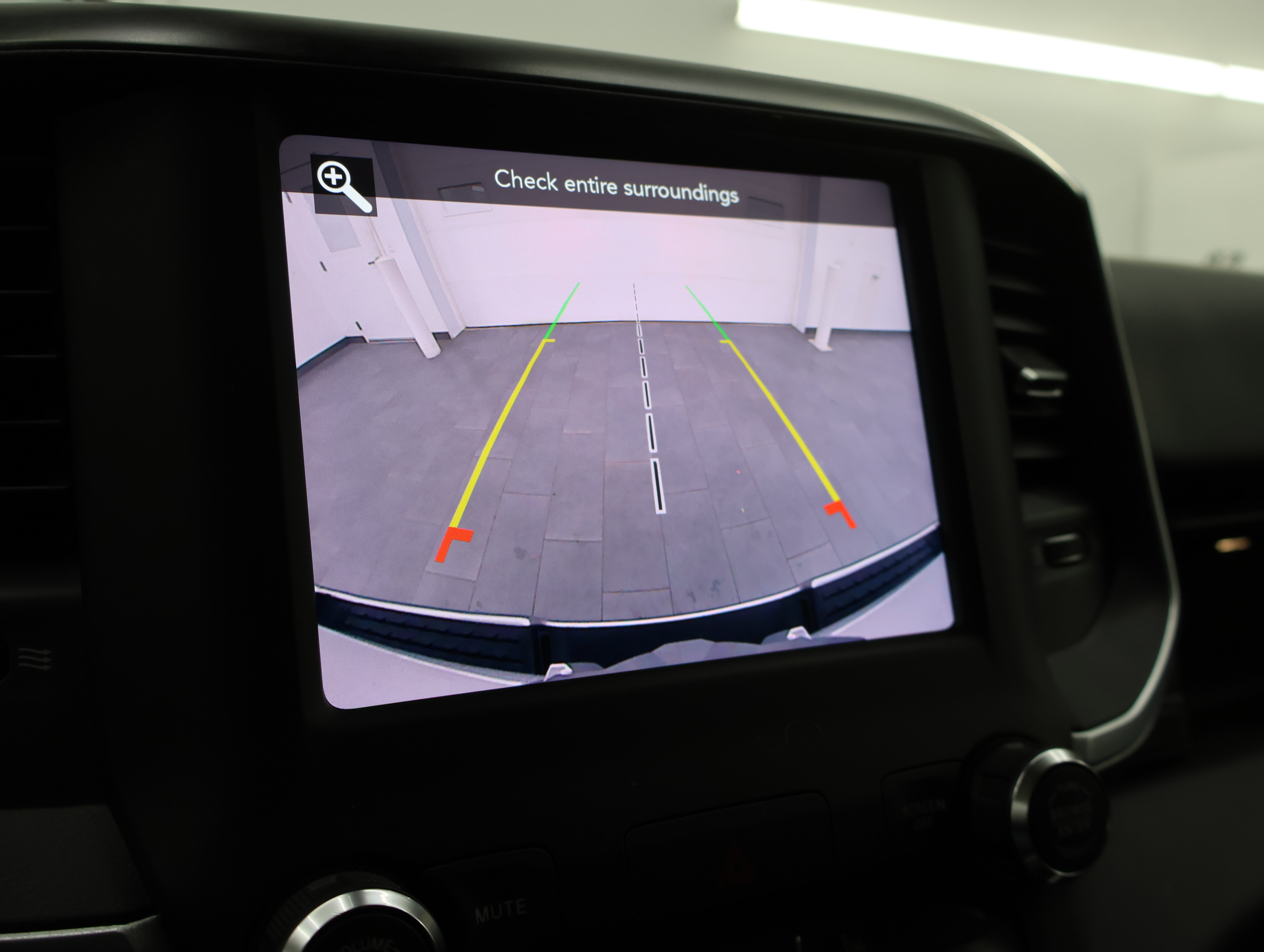 Used 2020 RAM 1500 Big Horn AWD/4WD image 16