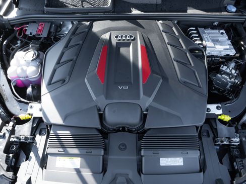 New 2026 Audi SQ7 Prestige AWD/4WD image 35